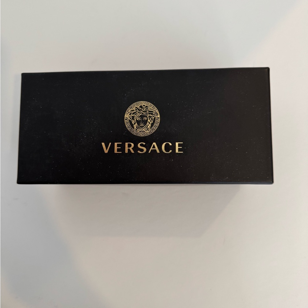 Versace Silver Mirrored Shield Sunglasses (Unisex😎🔥🔥🔥 - Picture 7 of 9